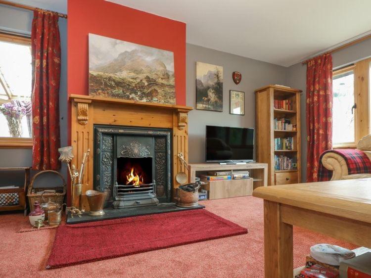 Tarmachan Cottage - West Highland Getaway Fort William Ngoại thất bức ảnh